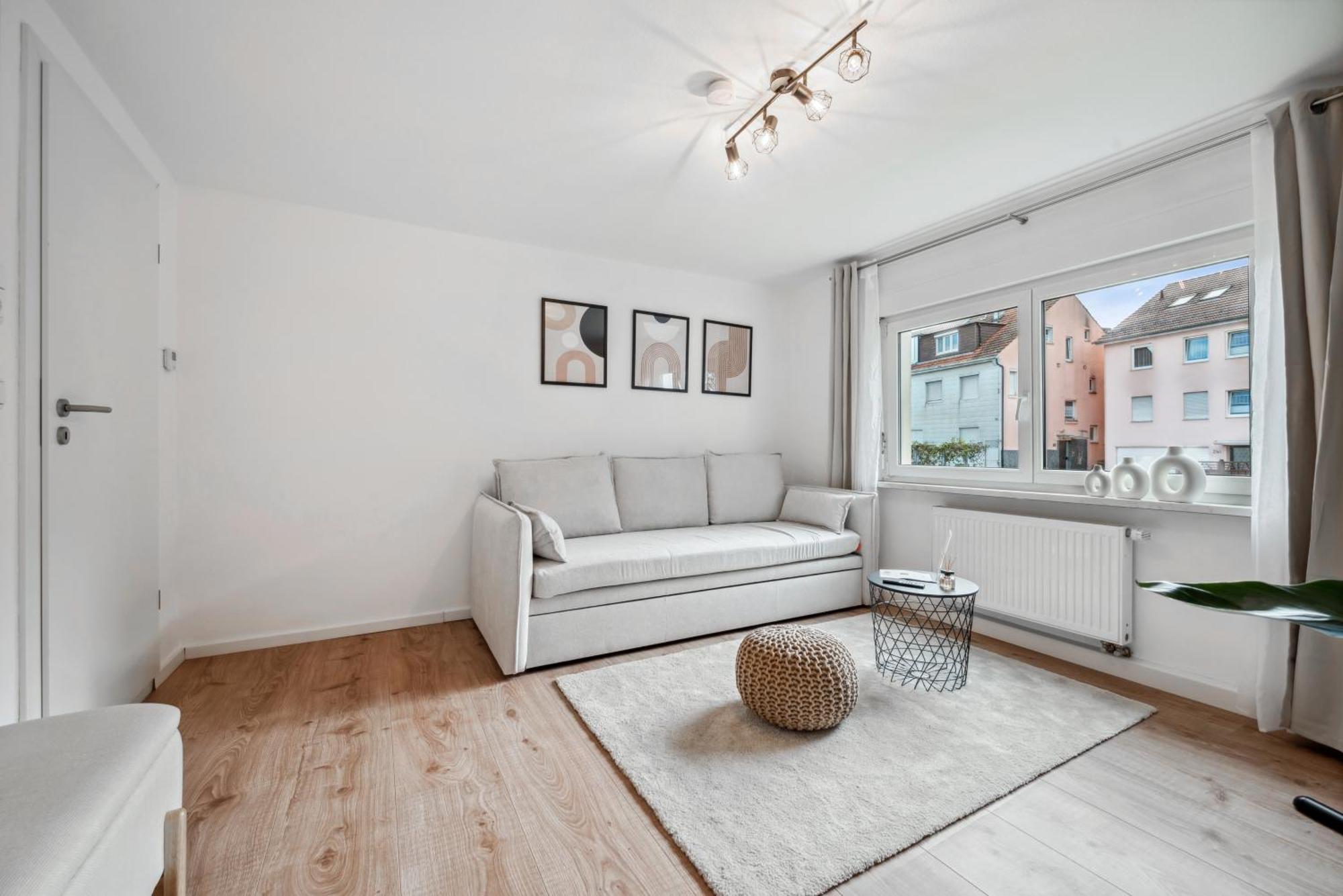 Malu Rooms - Ruhige Lage, Erdgeschoss, Smarttv, Netflix, 24H Checkin, Λούντβιχσμπουργκ Εξωτερικό φωτογραφία
