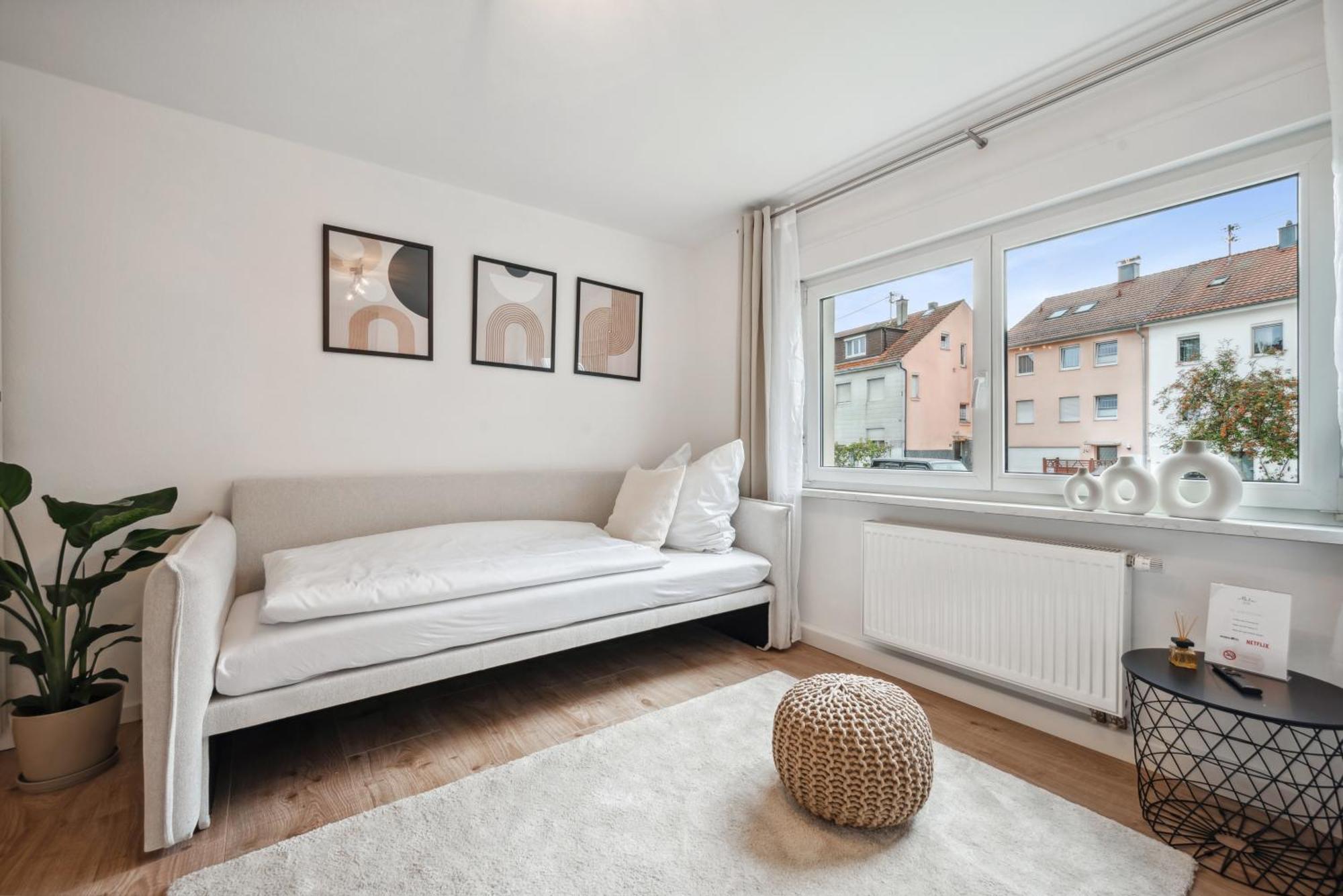 Malu Rooms - Ruhige Lage, Erdgeschoss, Smarttv, Netflix, 24H Checkin, Λούντβιχσμπουργκ Εξωτερικό φωτογραφία