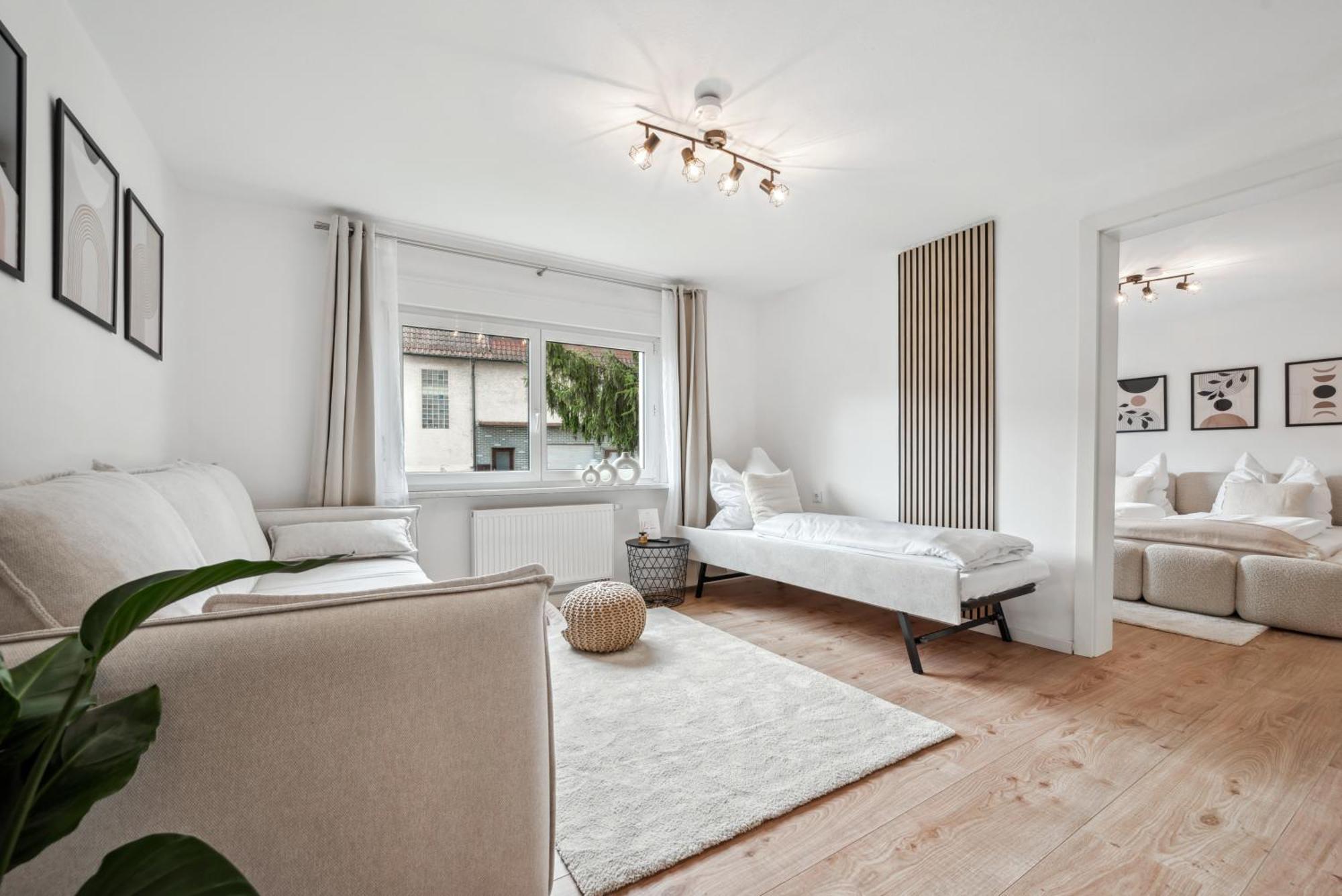 Malu Rooms - Ruhige Lage, Erdgeschoss, Smarttv, Netflix, 24H Checkin, Λούντβιχσμπουργκ Εξωτερικό φωτογραφία