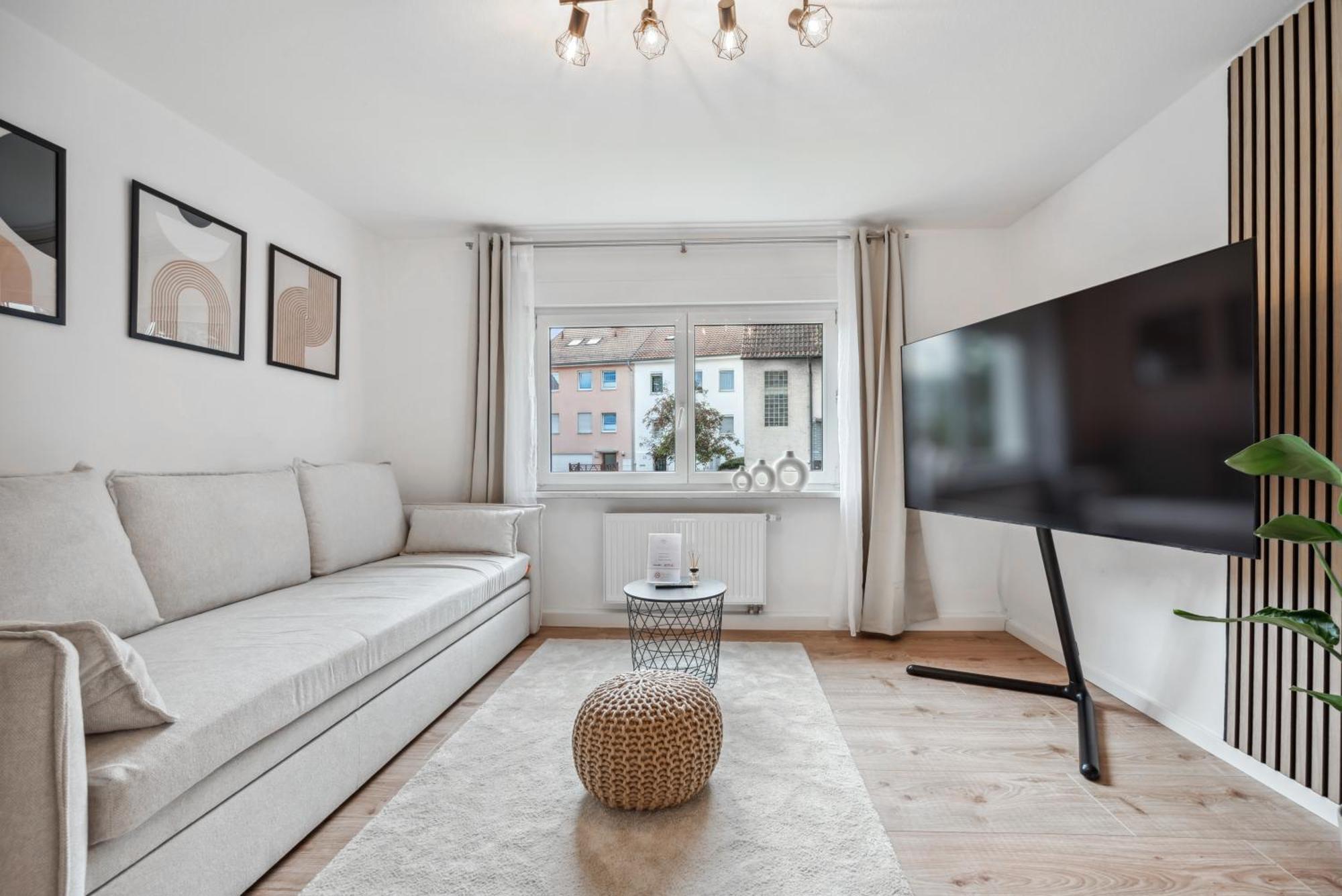 Malu Rooms - Ruhige Lage, Erdgeschoss, Smarttv, Netflix, 24H Checkin, Λούντβιχσμπουργκ Εξωτερικό φωτογραφία