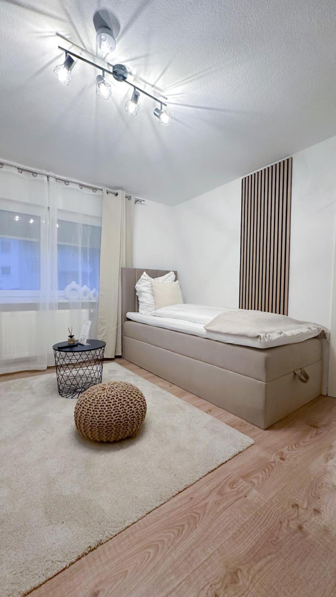 Malu Rooms - Ruhige Lage, Erdgeschoss, Smarttv, Netflix, 24H Checkin, Λούντβιχσμπουργκ Εξωτερικό φωτογραφία
