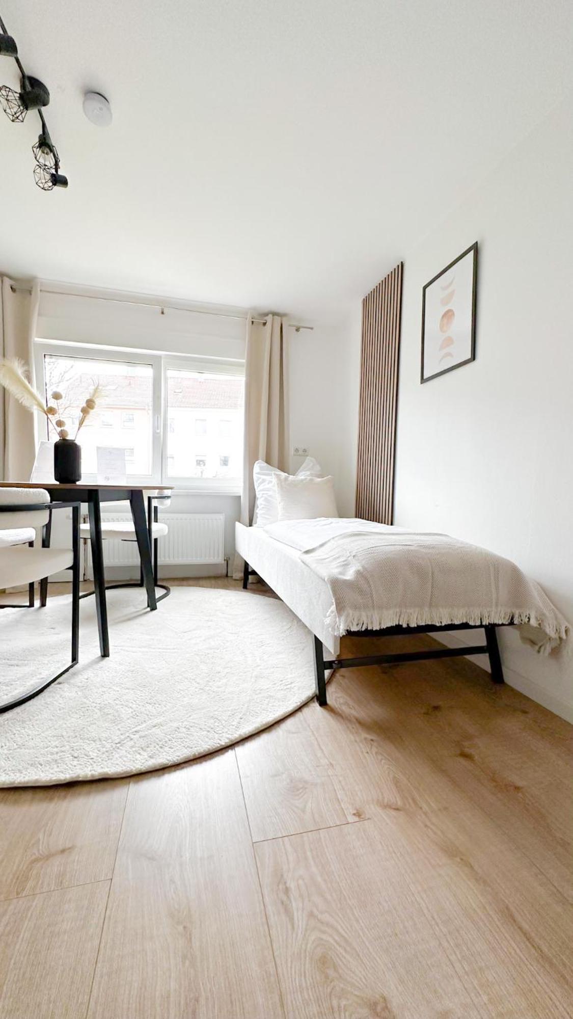 Malu Rooms - Ruhige Lage, Erdgeschoss, Smarttv, Netflix, 24H Checkin, Λούντβιχσμπουργκ Εξωτερικό φωτογραφία
